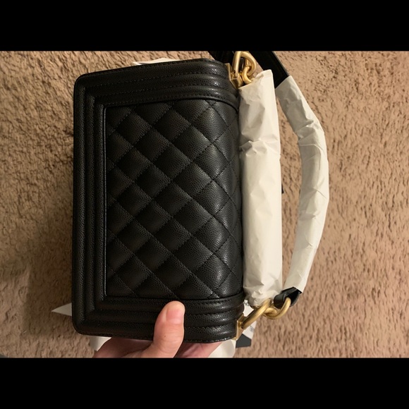 Chanel Boy Bag Size Small - Picture 5 of 8